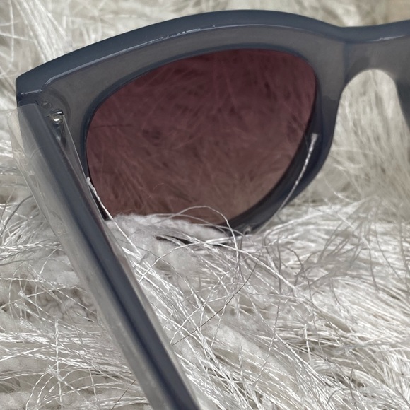 New J. Crew Unisex Classic Square-Frame Sunglasses With Soft Case Gray - Picture 6 of 7